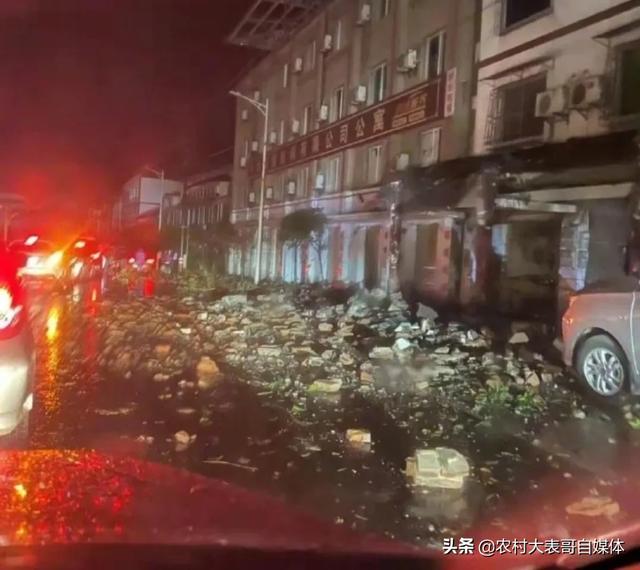 四川地震55米巨蟒，四川泸州泸县发生6.0级地震，毁坏的房屋会获得怎样的赔偿