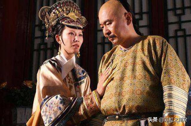 沈贵人:甄嬛传：夏冬春家世高贵，华妃赐她一丈红后，皇上怎么无动于衷？