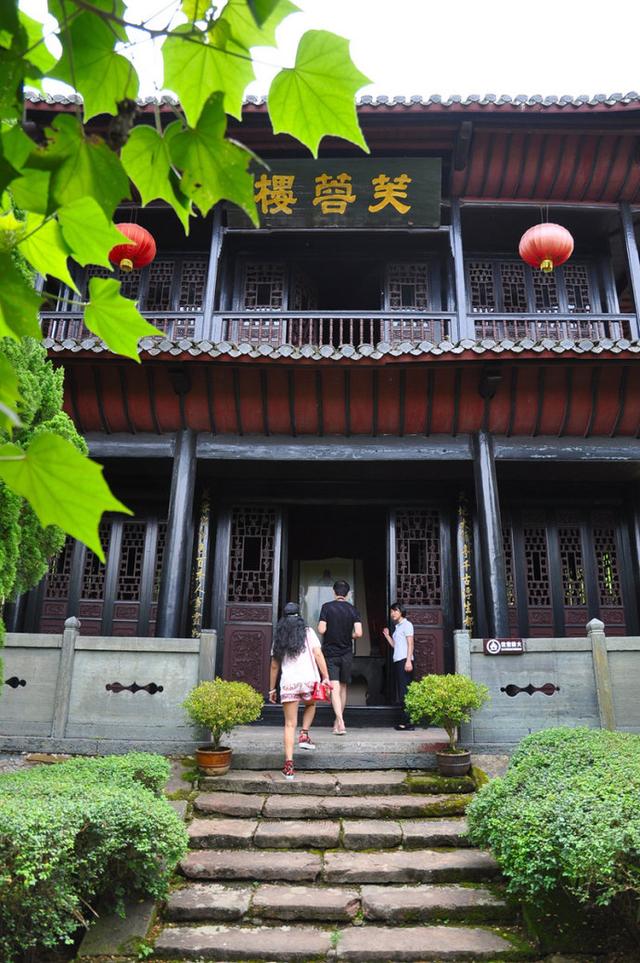 青山一道同云雨,明月何曾是两乡出处介绍,背后有什么典故？