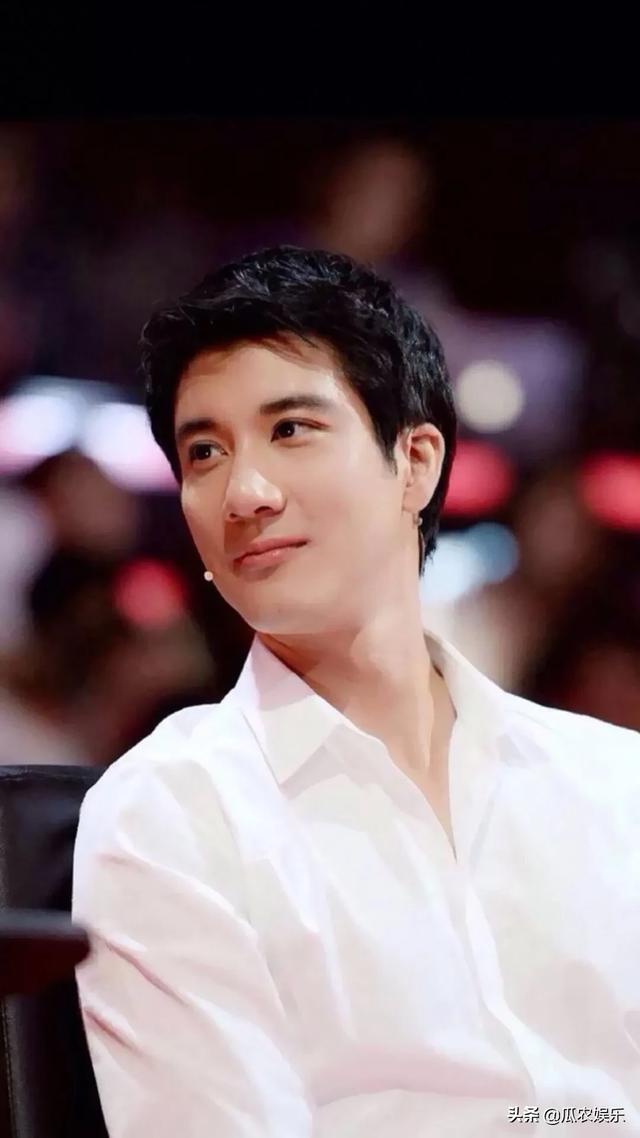 陈坤身高:你见过明星真人吗？跟普通人比如何？
