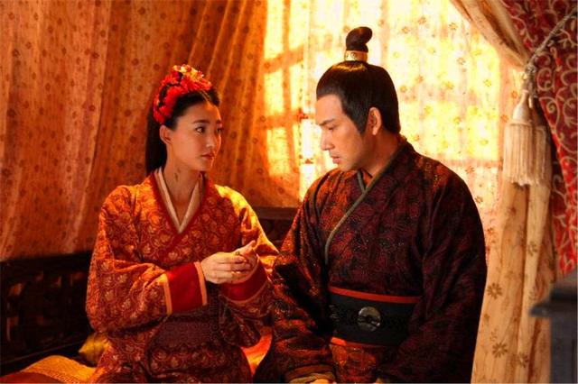 汉景帝:汉景帝宴请群臣，唯独不给丞相筷子，宴席结束后为什么痛下杀手？