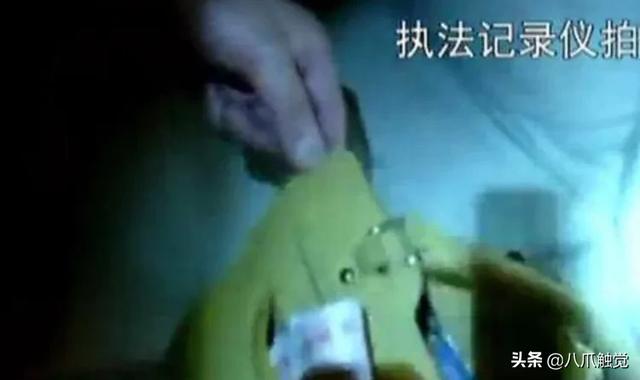 黄海波被谁害的:钢琴家李某迪嫖娼被抓事件，会不会是得罪了什么人？