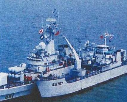 驱逐舰上面只携带几十枚导弹，战争中打光了怎么办？插图56