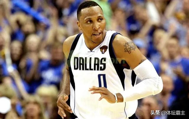 布鲁克洛佩斯:易建联效力NBA期间搭档过哪些全明星队友