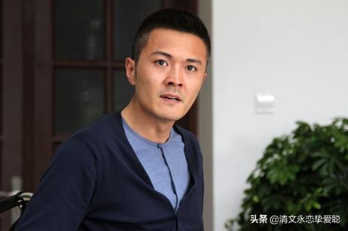 贝克汉姆结婚照:大家觉得门第这电视剧好看吗。说说看？