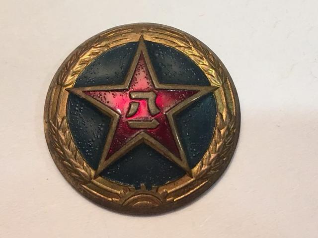 刘西元:《长津湖》梅生为什么将全连的帽徽和肩章摘下来上交？