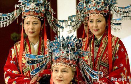 太监宫女找夫人打一肖,宫女为何都愿意跟着太监？