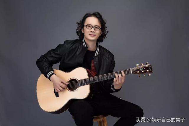 郁钧剑简历:广西人唱歌怎么那么好听？两年时间就有三个歌手获得歌唱比赛？