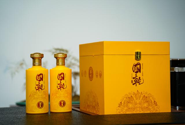 头条问答 - 酱香型白酒的成品酒为什么有酸甜苦辣?(2个回答)