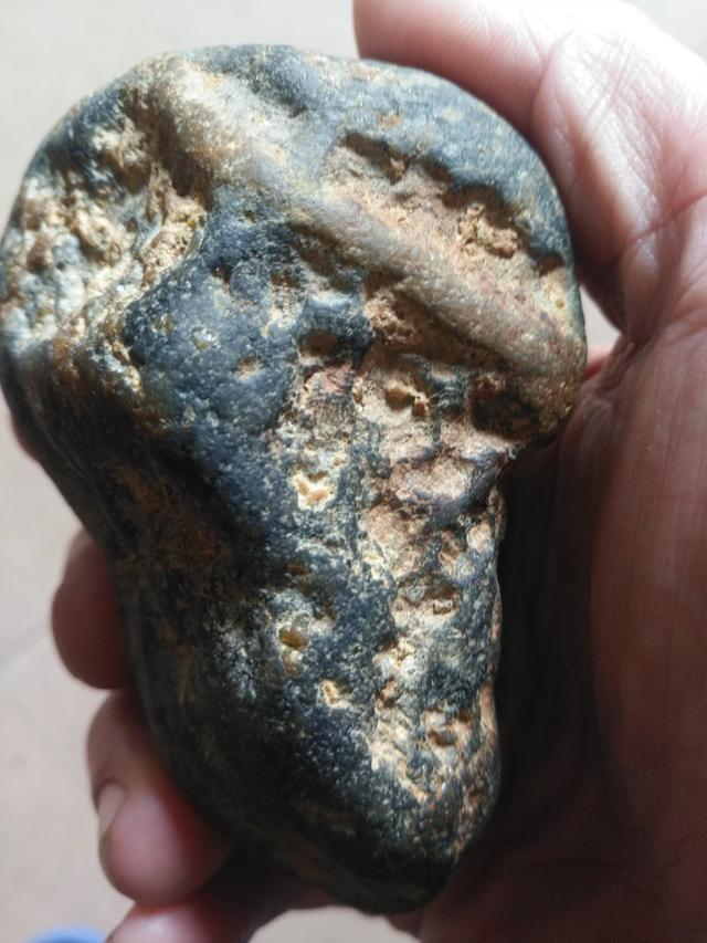 陨石泡水喝是真的吗?哪些品种的陨石可以泡水喝?-生活百科