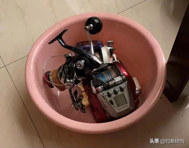 深海巨腹鱼在哪钓:想去南油深海钓，装备求推荐，希望越详细越好？