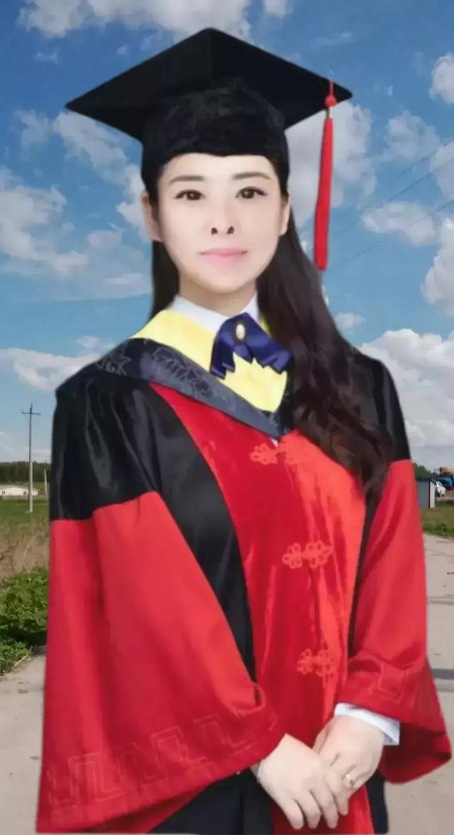 梁漱溟简介:辜鸿铭梁簌溟的书法怎么样？