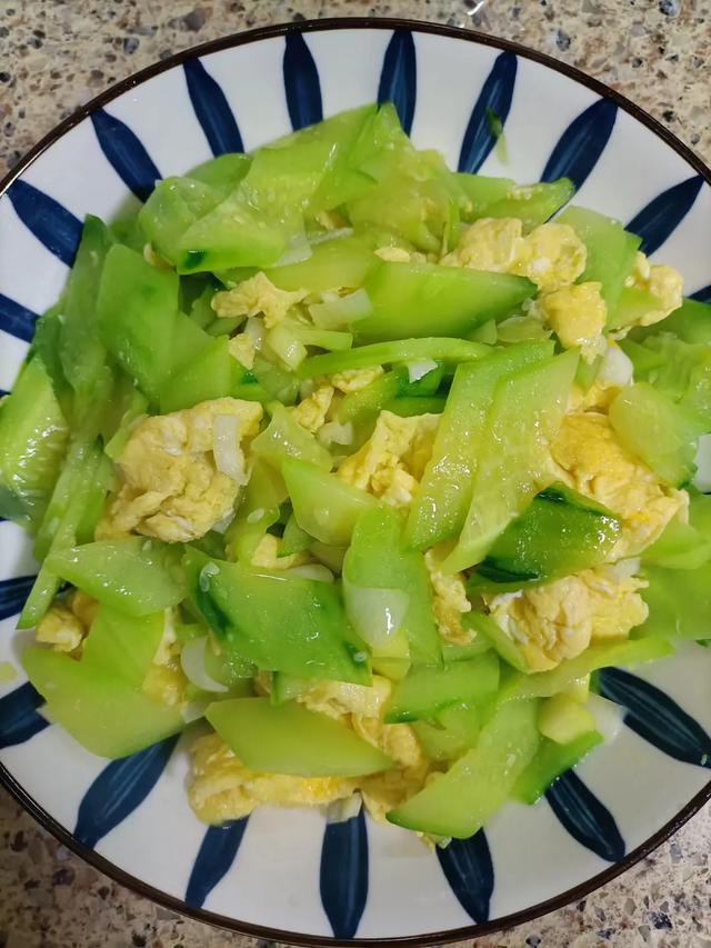 小姐与流浪狗44:狂犬病一旦发作真的是无药可救吗？有没有治愈的少数例子？