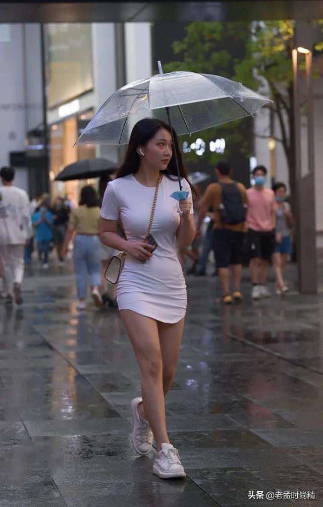 微信名称女生简单大方:有哪些优雅知性的<a href=https://maguai.com/list/77-0-0.html target=_blank class=infotextkey>女装</a>品牌