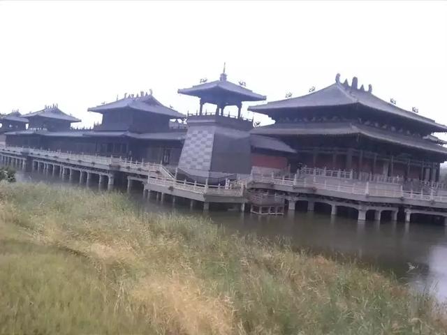 杨澜前夫张一兵:杨澜的近况如何，她为何会有如此高的知名度？