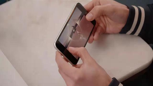 iPhone SE第三代起售价3499元,如何评价这一价格,值得购买吗？