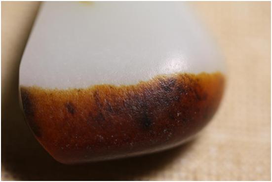 怎么鉴别和田玉的真假,如何辨别和田玉秋梨皮的真假？