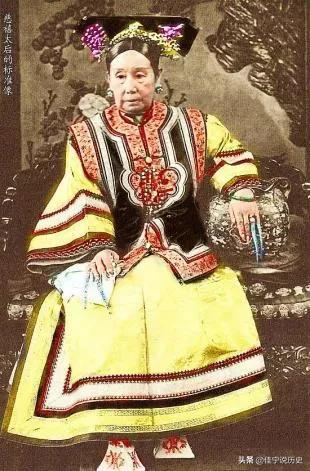 张默死了吗:房祖名与张默到底有多像？
