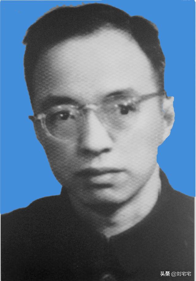 《论语》译注中，杨伯峻、钱穆、李泽厚、辜鸿铭还是南怀瑾哪个好？