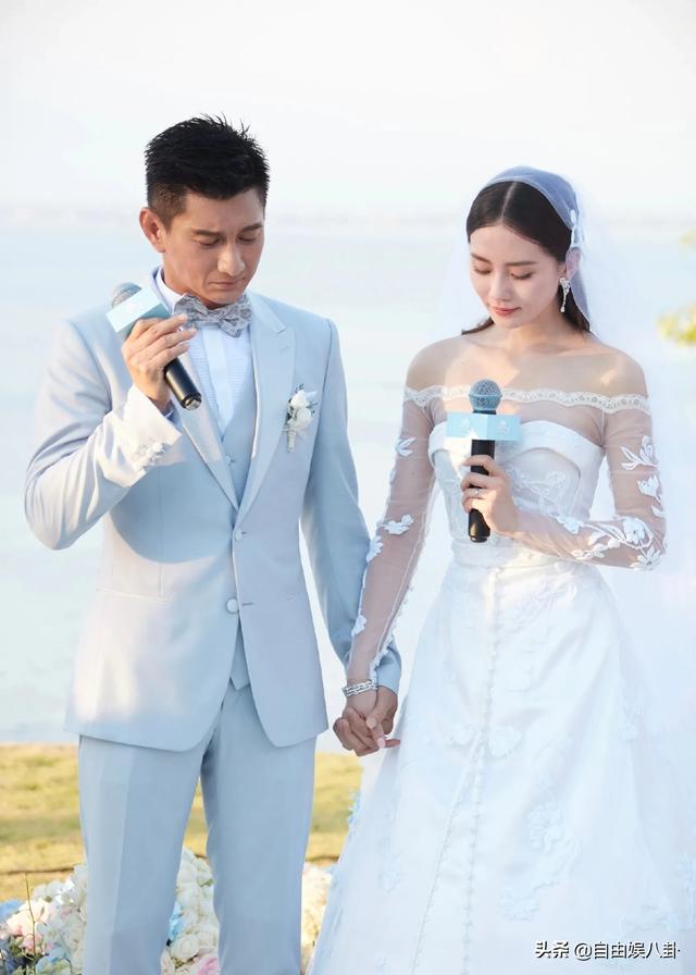 林心如的老公结婚照:娱乐圈中哪一对的结婚照是你最喜欢的呢。 ​​​​