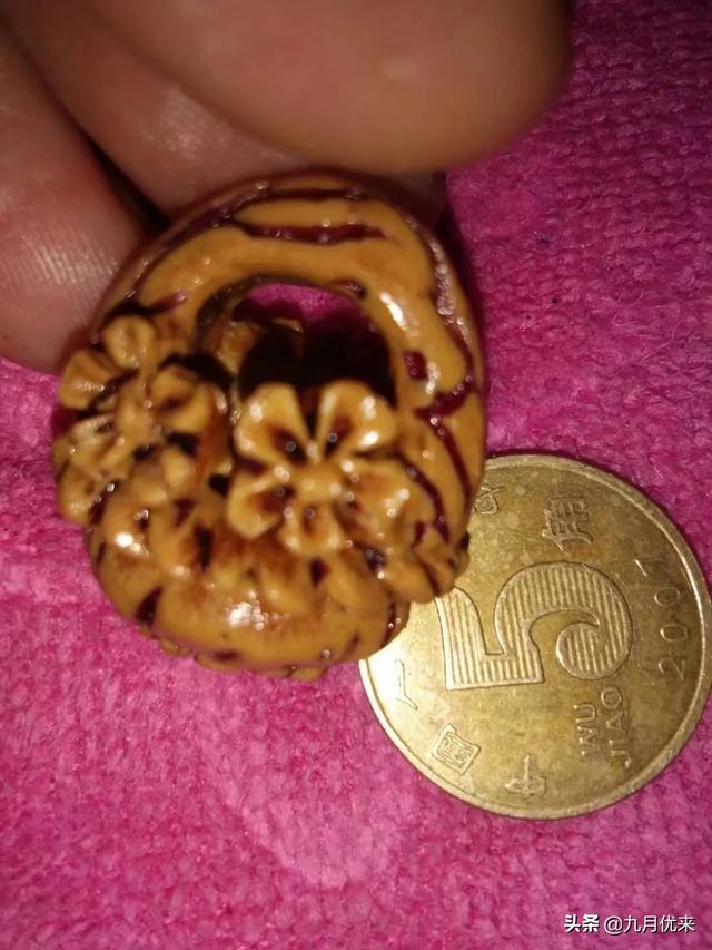 我现在手头有三百块,可以做点什么小生意？