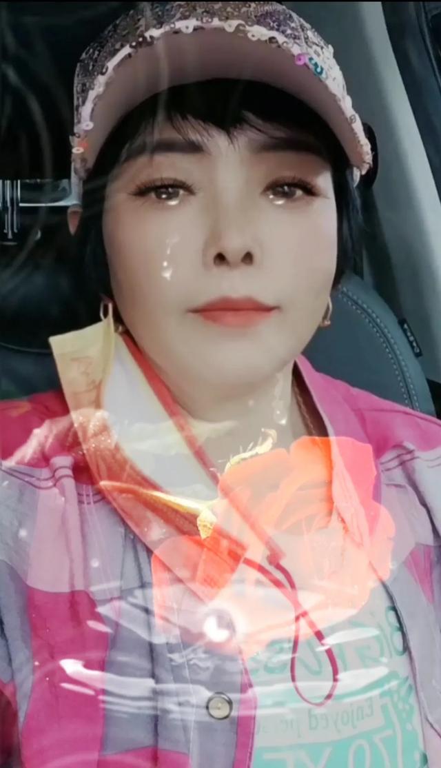 赛肤康宠物医院零售价:男朋友从不主动给我打电话发信息，我还要继续坚持交往吗？