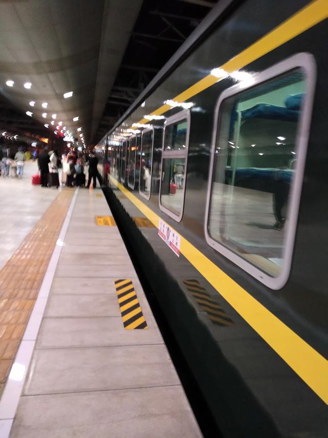 既然高铁这么发达了，为什么还要保留普通火车呢？插图17