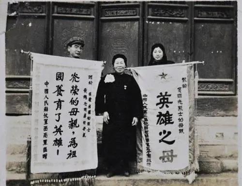 西路军女兵:四川近现代出过哪些女性名人，她们有什么著名事迹？