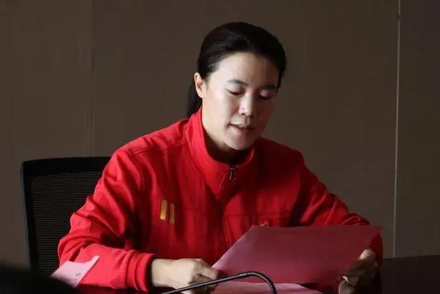 王楠老公放水泄愤:王楠送给奥运冠军陈梦、马龙等人房子，这广告值吗？刘国梁有吗？