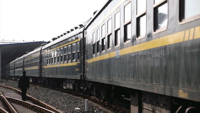 既然高铁这么发达了，为什么还要保留普通火车呢？插图1