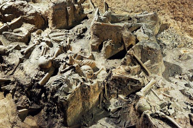 人掉进黄河为什么上不来，古时候行军打仗战死的那么多，为什么没发现大规模尸骨