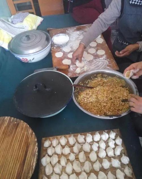 七十年代,农村家中招待来客,一般都吃些啥呢？