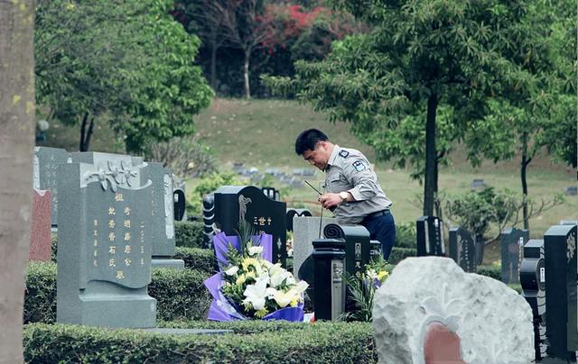 守墓灵异事件:墓地晚上为什么需要人守墓？