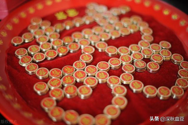 陈亚男妈妈去大衣哥家退彩礼时,大衣嫂为什么哭？是舍不得亚男吗？