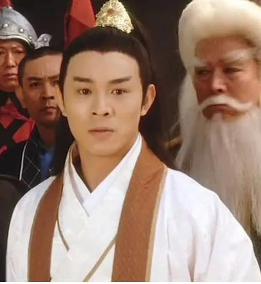 张无忌放天龙什么水平？差慕容复一截？