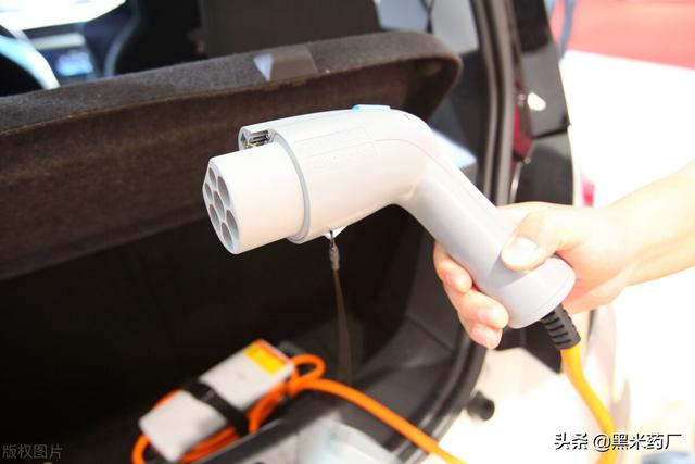 北京二手电动汽车，我的新能源汽车6年了，你开新能源汽车吗什么车用的怎么样