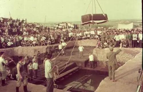 曾侯乙的嘴里为什么含了那么多的小动物？这些小动物是干什么用的？插图69