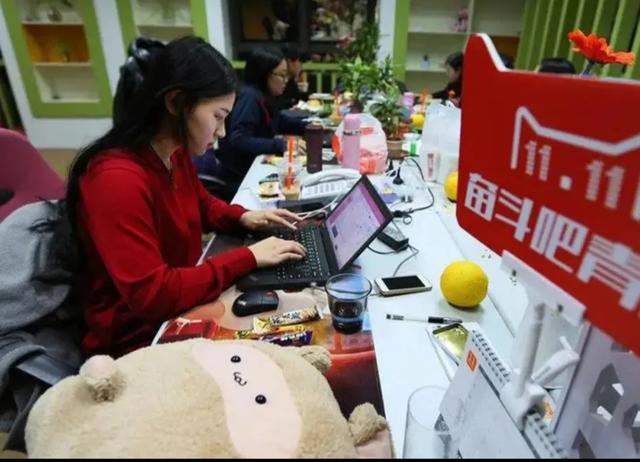 电商越来越火,一些淘宝老店却接连倒闭,现在开网店到底有多难赚钱？