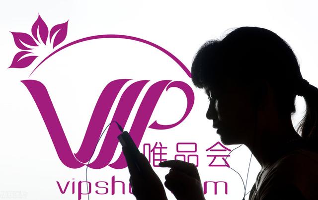 大家都在哪里买化妆品啊？某东？某宝？还是某多多？