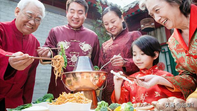 红烧肉做出来太咸咋回事，做的菜肉很咸，配菜没味怎么回事