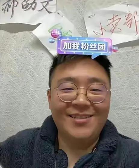 斗鱼雪纳瑞夫人闪露:你饲养雪纳瑞的过程中有什么辛酸史？
