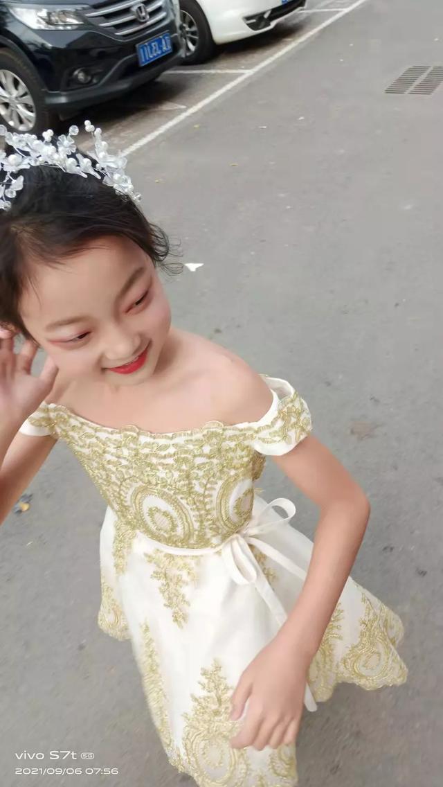 梁漱溟简介:辜鸿铭梁簌溟的书法怎么样？