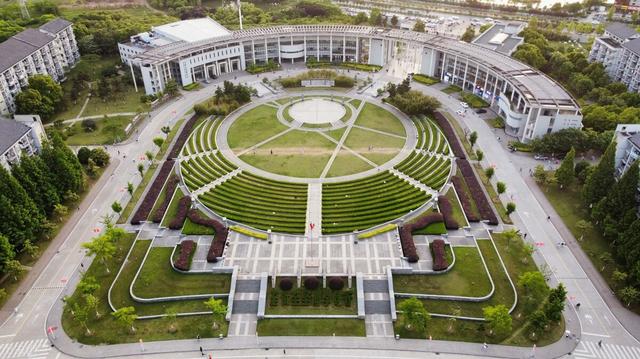 河南大學(xué)和安徽大學(xué)哪個更好 山西大學(xué)和安徽大學(xué)哪個好(圖4) 河南大學(xué)和安徽大學(xué)哪個更好 山西大學(xué)和安徽大學(xué)哪個好(圖4)