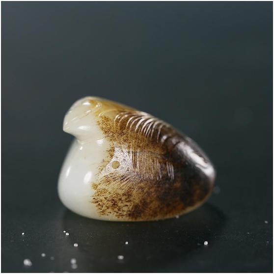 怎么鉴别和田玉的真假,如何辨别和田玉秋梨皮的真假？