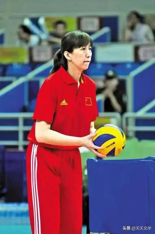 李静简历:你认为谁做女排主教练合适