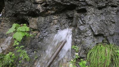 河水源头为啥流不尽 山里渗出来的水能喝吗