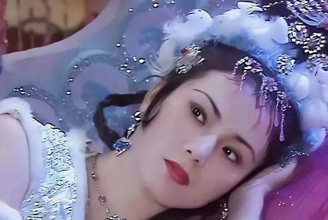 真相就是牛魔王是个好男人,他不想让他心爱的女人铁扇公主受一点点伤