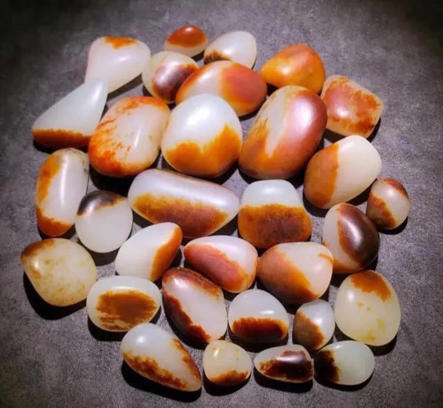 玉器市场,现在市场上有很多和田玉，都是真的吗？