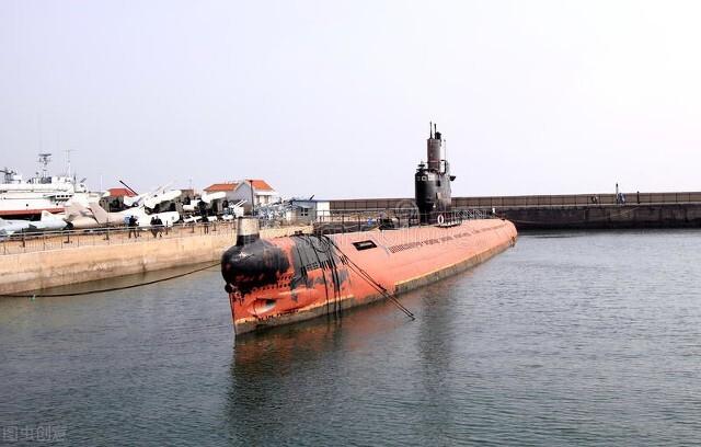 葫芦岛核潜艇图片
