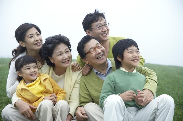 人到中年后才发现，早点生孩子和晚点生孩子差别很大，你怎么看？插图31